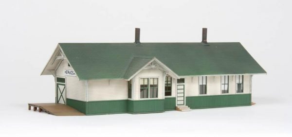 American Model Builders 127  Union Pacific Depot with Freight Dock