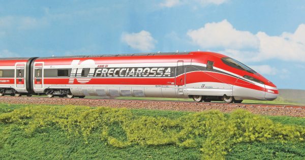 ACME 70204 10 Year Frecciarossa 1000 High Speed Train Set