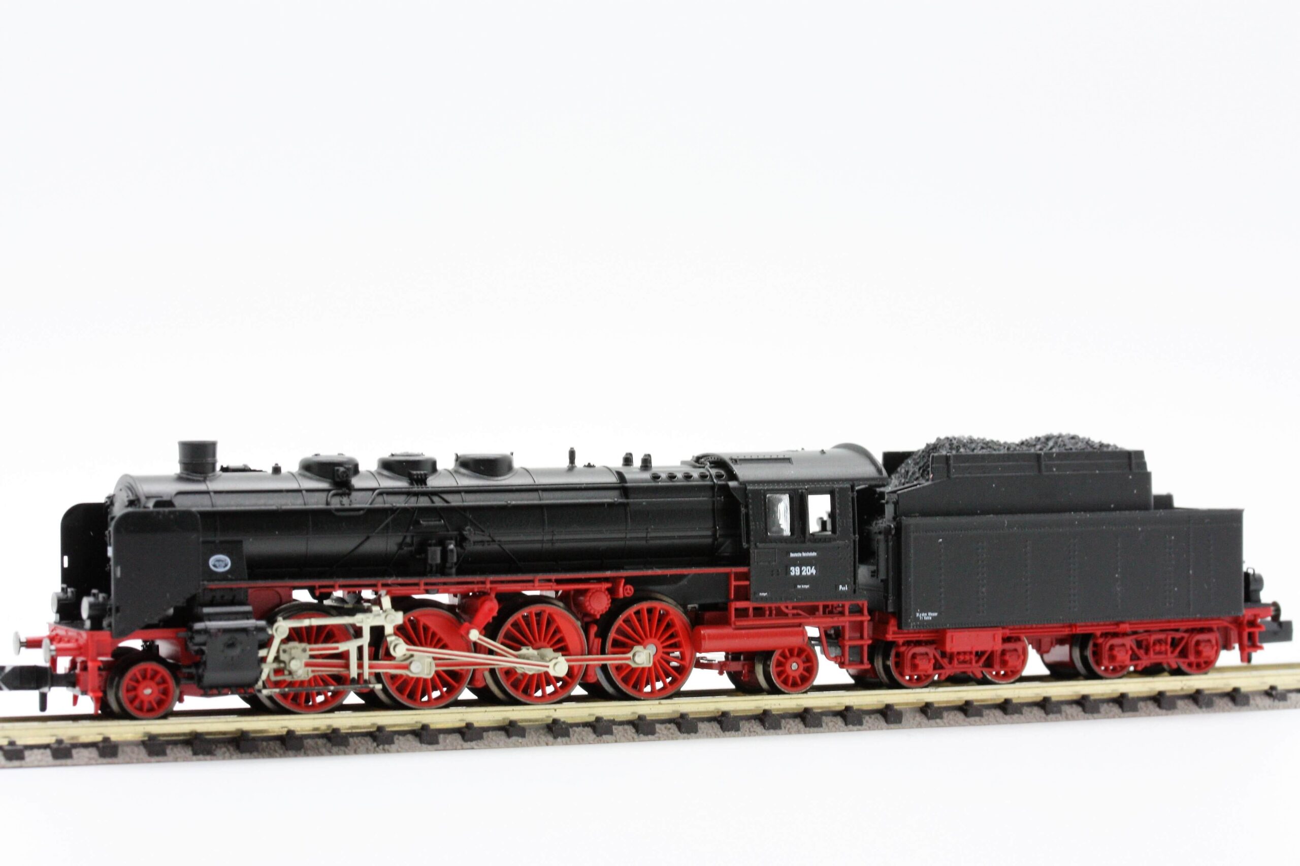 Fleischmann 7139  Steam locomotive of the DRG, Class 39 with tender