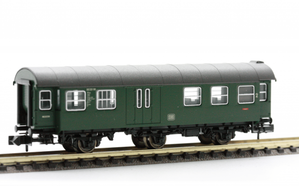 Fleischmann 8097  3-axled, 2nd class Passenger coach with baggage compartment, DB