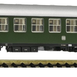 Fleischmann 863923  2nd class express train coach, DB