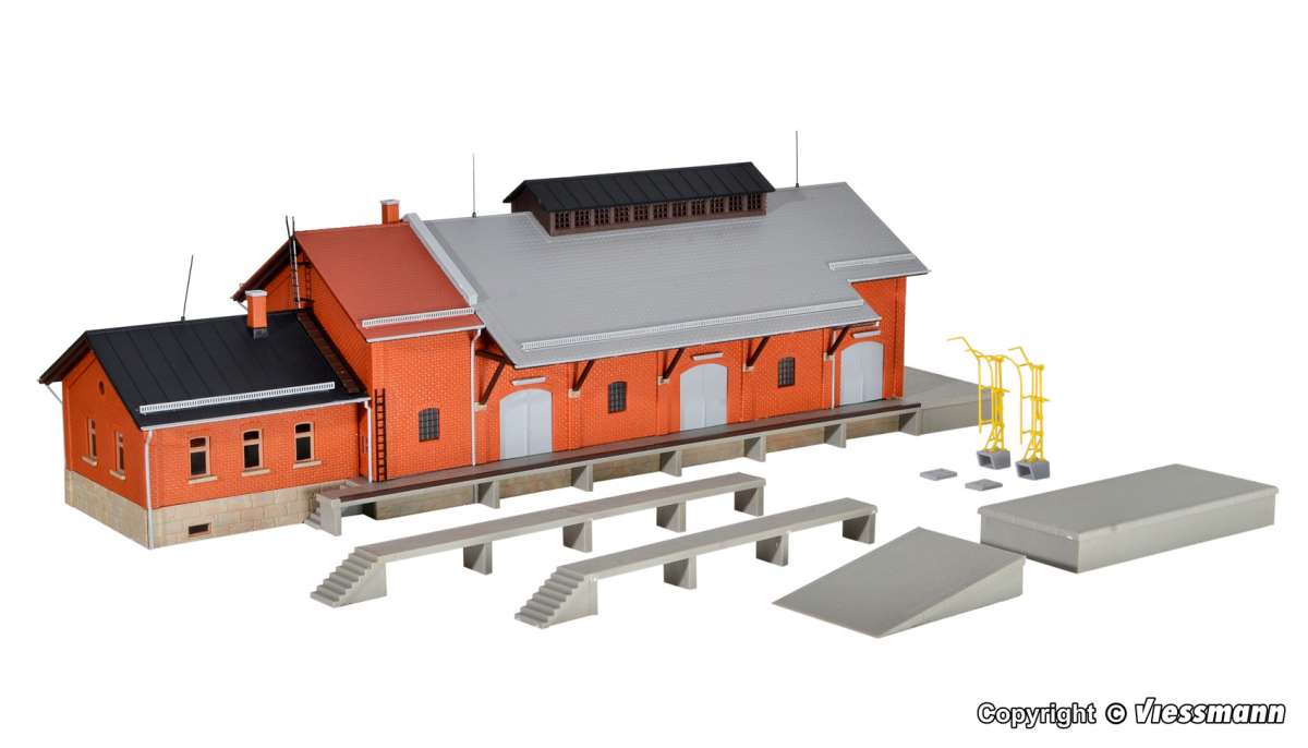 Kibri 39462  HO Freight shed with extra loading platform