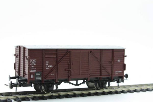 Roco 46001 Flat roof boxcar, DB