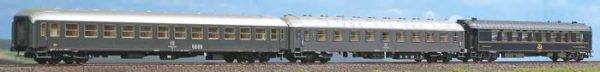 ACME 55228 Three car Passenger set "TRENI RAPIDI" FS