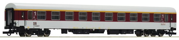 Roco 74815  1st class fast train coach, DR