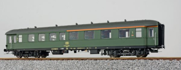 ESU 36157   1st/2nd class passenger coach, DB