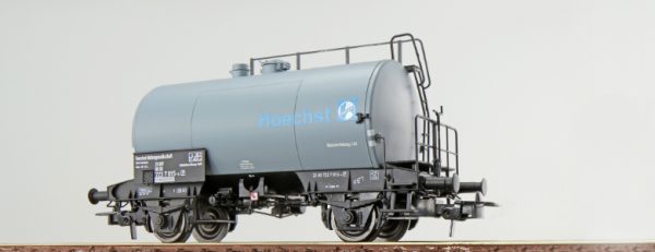 ESU 36207  Tank car "HOECHST", DB