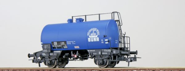 ESU 36209  Tank car "BUNA", DR