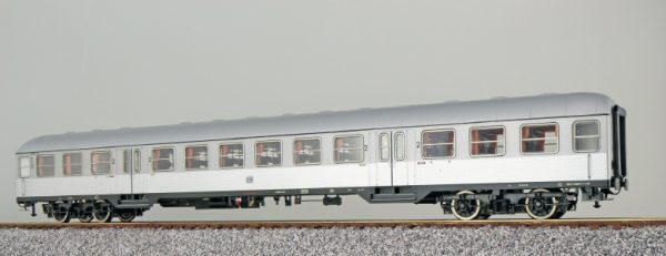 ESU 36462   2nd class passenger coach, DB