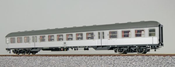 ESU 36467   2nd class passenger coach, DB