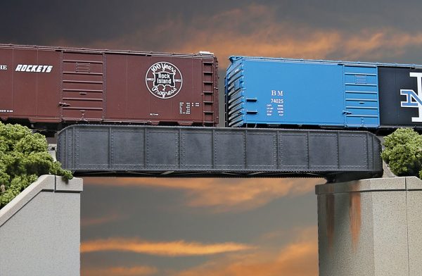 Walthers Cornerstone 4501  50' Single-Track Railroad Through Girder Bridge