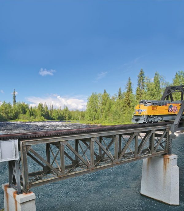 Walthers Cornerstone 4520  109' Single-Track Pratt Deck Truss Railroad Bridge