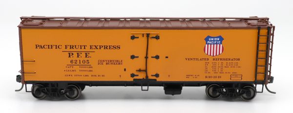 InterMountain Railway 47401-37  R-30-18 Wood Refrigerator Car - PFE Single Herald