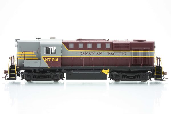 Rapido Trains 32527  MLW RS-18 Canadian Pacific - Block (DCC/Sound)