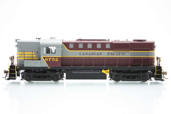 Rapido Trains 32527  MLW RS-18 Canadian Pacific - Block (DCC/Sound)