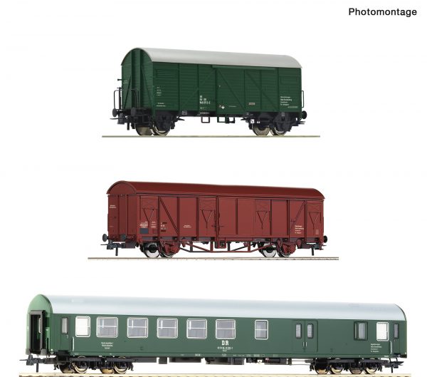 Roco 74053  3 piece wagon set: Construction/maintenance train, DR
