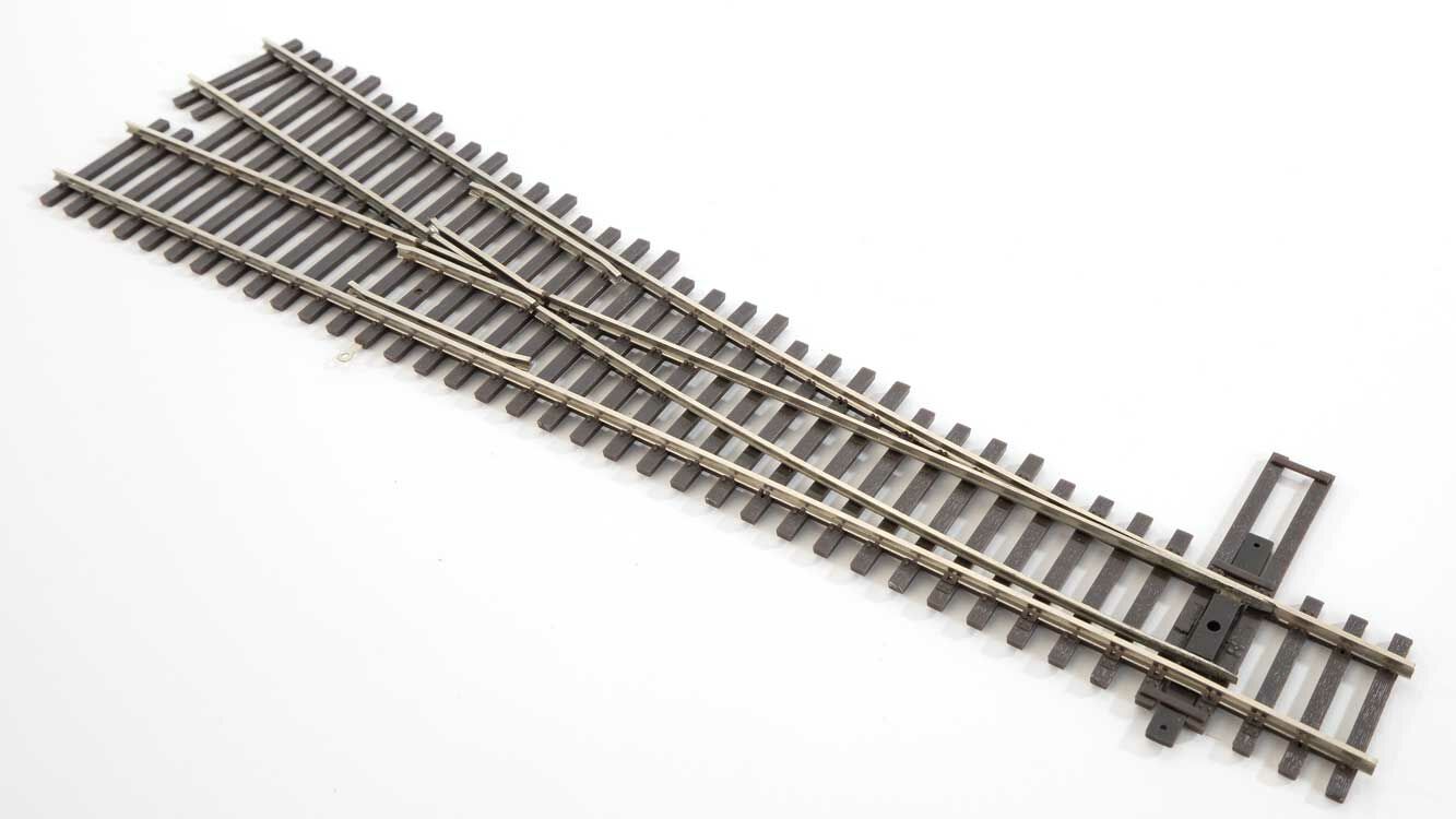 Walthers Track 83016  HO Code 83 Nickel Silver DCC Friendly Number 5 Turnout - Right Hand