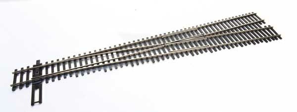 Walthers Track 83020  HO Code 83 Nickel Silver DCC Friendly Number 8 Turnout - Right Hand