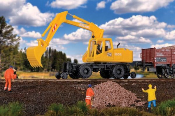 Walthers SceneMaster 11014  Hi-Rail Excavator - Kit