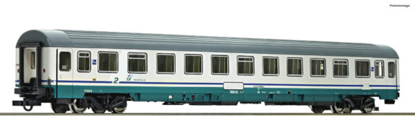 Roco 74286   2nd class EC passenger coach, FS