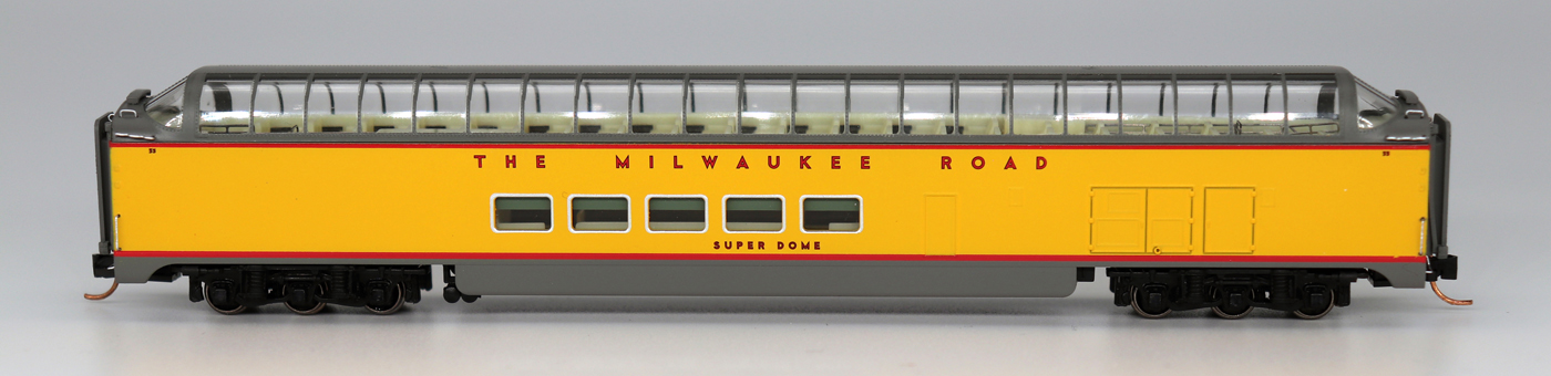 InterMountain Railway CCS7102-03  Superdome Passenger Car, Milwaukee Road / Union Pacific #52