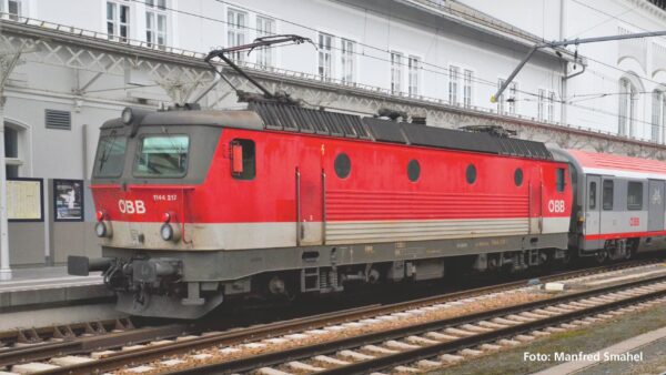 Piko 51631   Electric locomotive Rh 1144.2, ÖBB