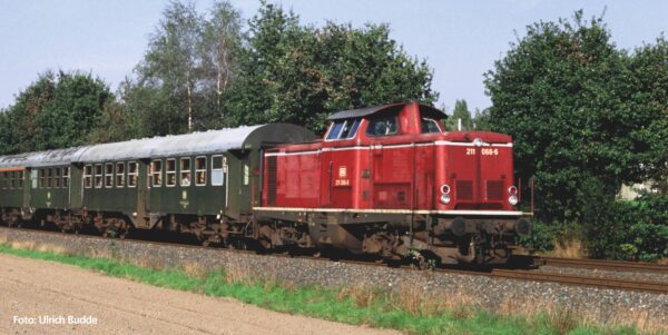 Piko 52320  Diesel locomotive BR 211, DB