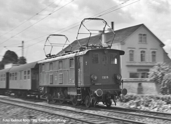 Piko 51421  Electric locomotive EP2, Bavaria DRG (DCC/Sound)