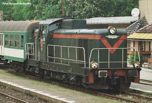 Piko 59274  Diesel locomotive SM42, PKP