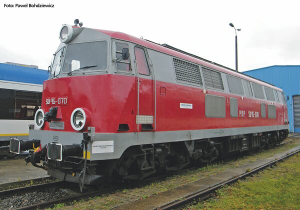 Piko 96313   Diesel locomotive SU45, PKP (DCC/Sound)