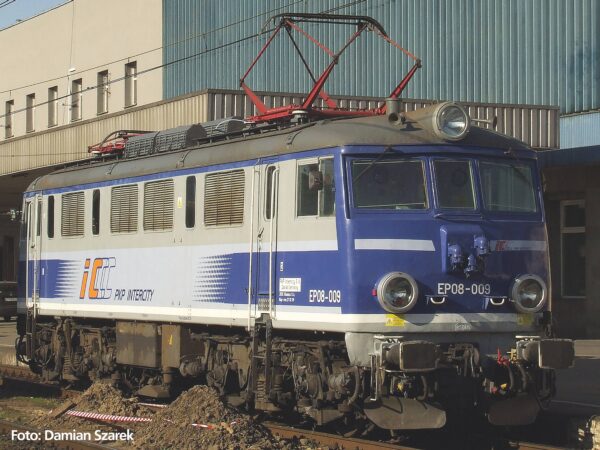 Piko 96384  Electric locomotive EU07, PKP IC